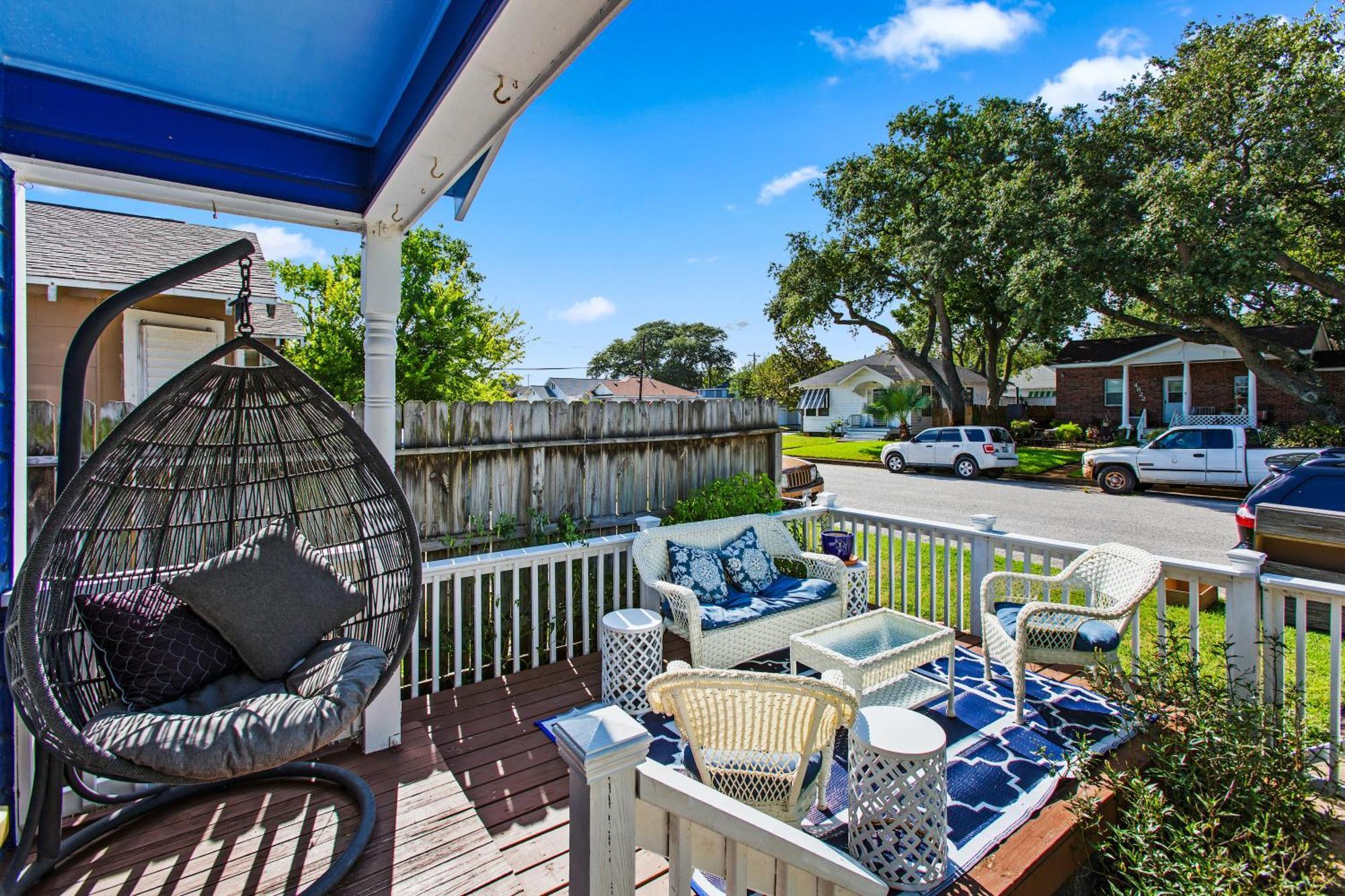 The Blue Oasis With Handicap Ramp Access Dog Friendly & Cowboy Pool Galveston Dış mekan fotoğraf