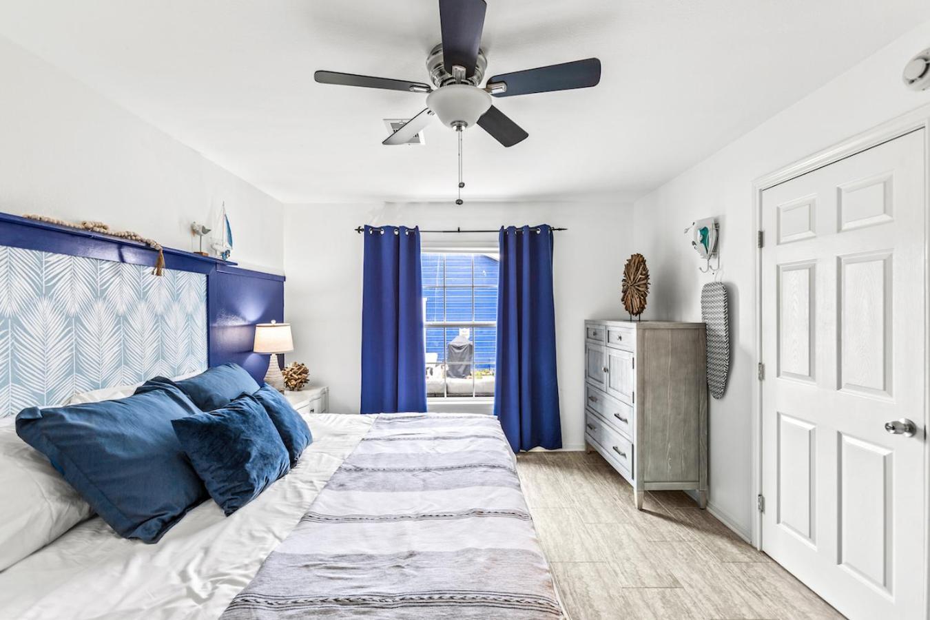 The Blue Oasis With Handicap Ramp Access Dog Friendly & Cowboy Pool Galveston Dış mekan fotoğraf